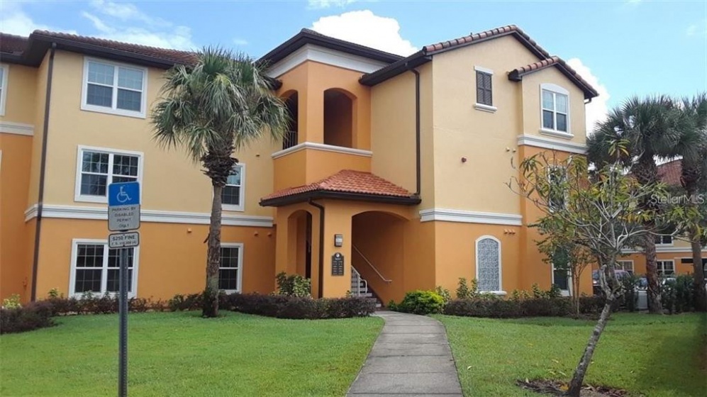 5455 VINELAND ROAD, ORLANDO, Florida 32811, 2 Bedrooms Bedrooms, ,2 BathroomsBathrooms,Residential,For Sale,VINELAND,O5974090