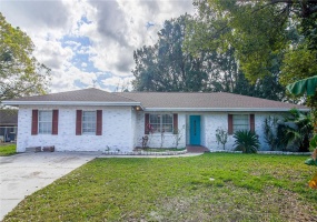 1232 KEYSTONE COURT, AUBURNDALE, Florida 33823, 4 Bedrooms Bedrooms, ,2 BathroomsBathrooms,Residential,For Sale,KEYSTONE,P4918898