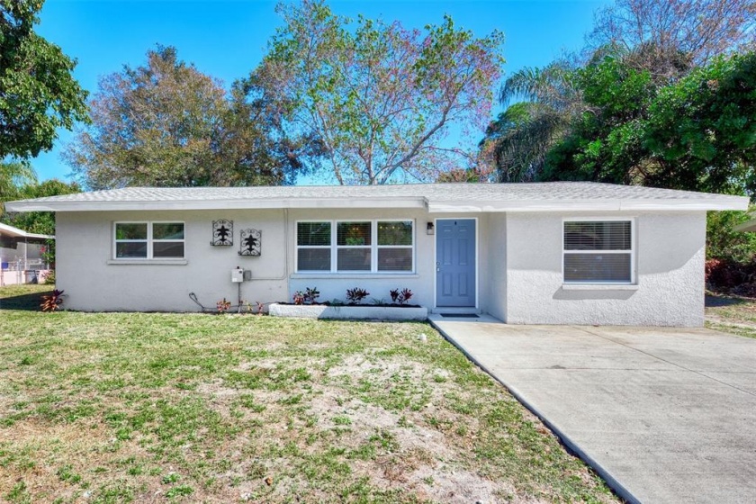 2132 TUTTLE AVENUE, SARASOTA, Florida 34234, 3 Bedrooms Bedrooms, ,2 BathroomsBathrooms,Residential,For Sale,TUTTLE,A4525185