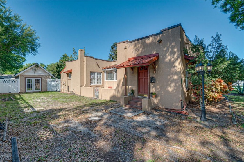 1903 LAKE ELOISE DRIVE, WINTER HAVEN, Florida 33884, 2 Bedrooms Bedrooms, ,1 BathroomBathrooms,Residential,For Sale,LAKE ELOISE,P4920076