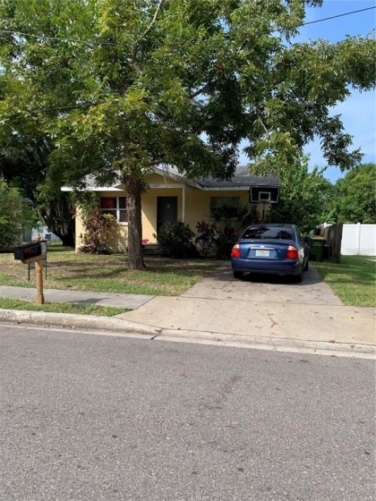 2825 CHURCH AVENUE, SARASOTA, Florida 34234, 3 Bedrooms Bedrooms, ,1 BathroomBathrooms,Residential,For Sale,CHURCH,A4513232