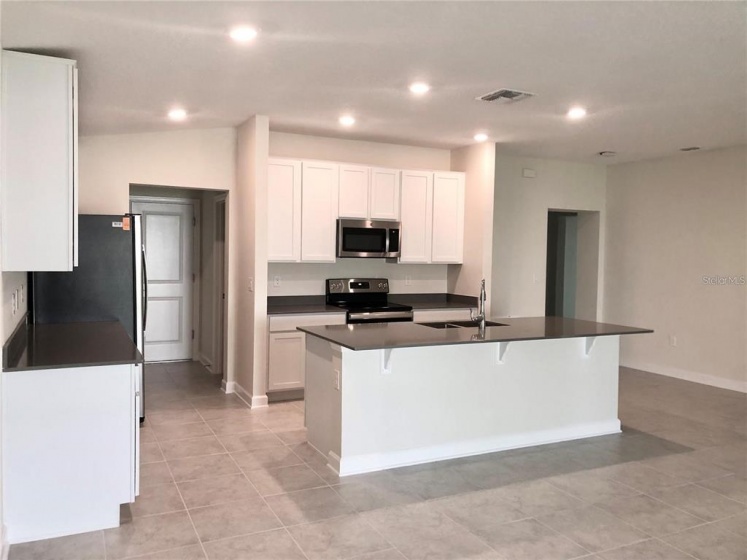 452 ANDREA CIRCLE, HAINES CITY, Florida 33844, 4 Bedrooms Bedrooms, ,2 BathroomsBathrooms,Residential,For Sale,ANDREA,O6010741