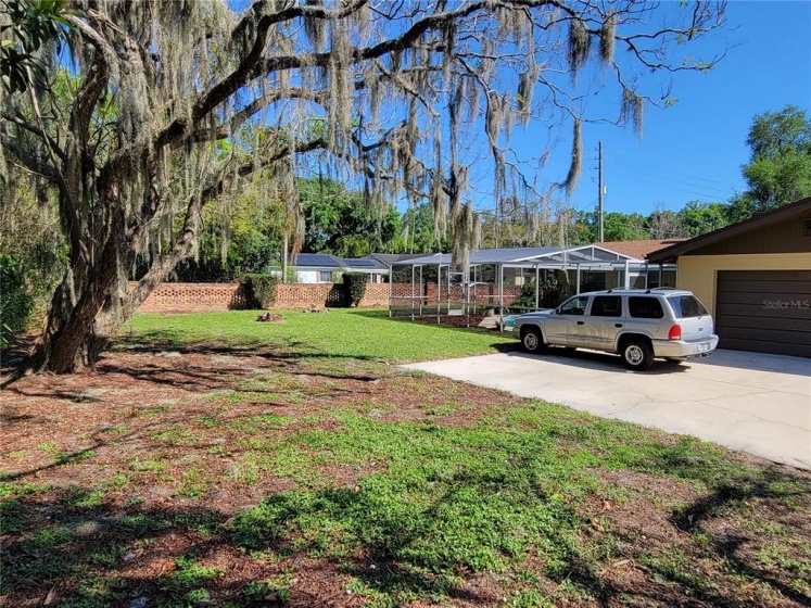 739 ALBERTSON PLACE, ORLANDO, Florida 32806, 3 Bedrooms Bedrooms, ,2 BathroomsBathrooms,Residential,For Sale,ALBERTSON,O6011702