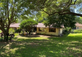 12429 SUNSHINE DR, CLERMONT, Florida 34711, 3 Bedrooms Bedrooms, ,2 BathroomsBathrooms,Residential,For Sale,SUNSHINE DR,G5053379