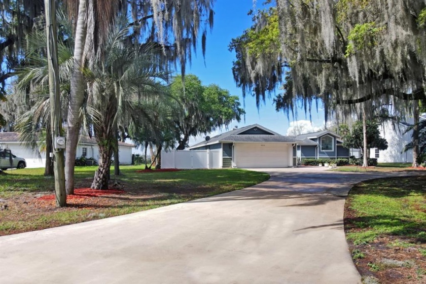 550 BASIN DRIVE, KISSIMMEE, Florida 34744, 3 Bedrooms Bedrooms, ,2 BathroomsBathrooms,Residential,For Sale,BASIN,O6013664